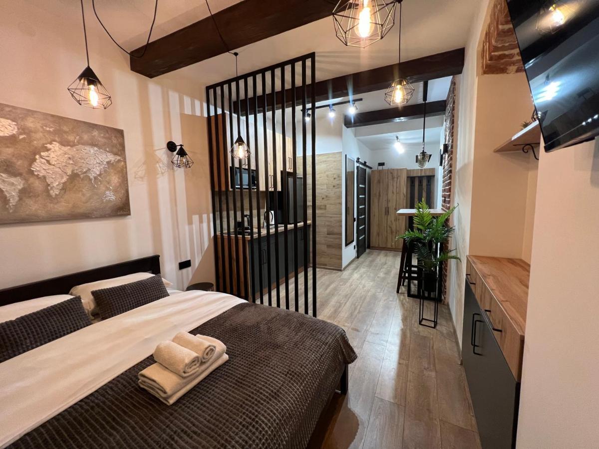 Cozy Loft На Староєврейській 24 Leópolis Exterior foto